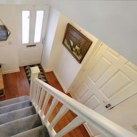 Image 5 - unnamed road, Lascelles Hall, HD8 0FE, United Kingdom - Townhouse for sale