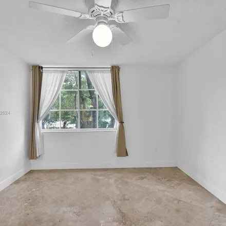 Image 1 - Saint Andrews Place, Miramar, FL 33025, USA - Apartment for rent