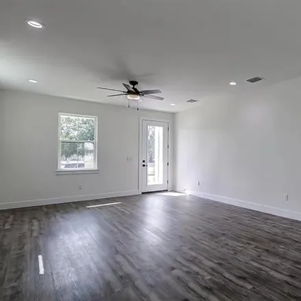 Rent this 1 bed room on 1017 Newton Avenue South in Saint Petersburg, FL 33705