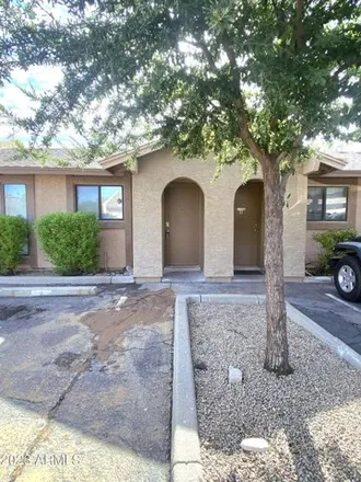 Image 2 - 3059 East Grandview Road, Phoenix, AZ 85032, USA - Apartment for rent