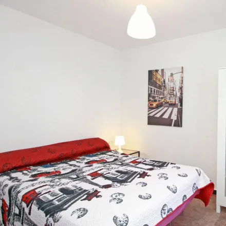 Rent this 1 bed apartment on Carrer d'en Fontrodona in 08001 Barcelona, Spain