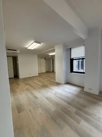 Rent this studio house on The New Yorker in 481 8th Avenue, New York