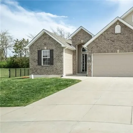Buy this 3 bed house on Sunset Ridge in River View Township, MO