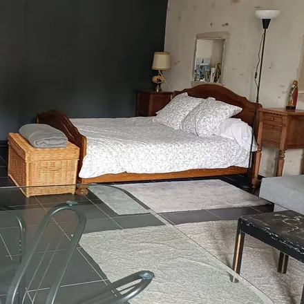 Rent this 3 bed house on 58700 La Celle-sur-Nièvre