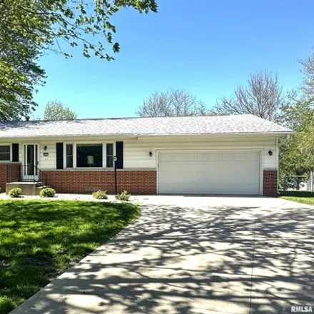 Buy this 3 bed house on 1631 West Knox Road in Knox County, IL 61401