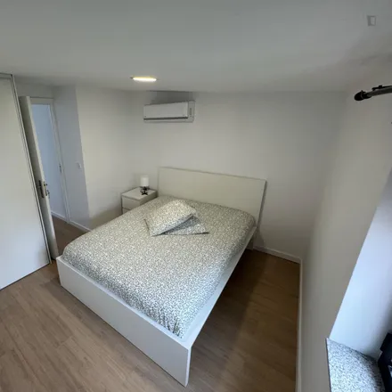 Rent this 2 bed apartment on Largo da Fontinha in 4000-201 Porto, Portugal