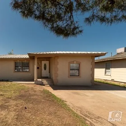 Buy this 3 bed house on 2872 Brentwood Drive in Odessa, TX 79762
