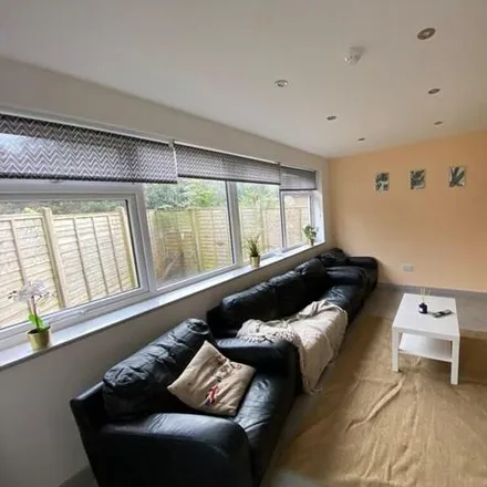 Image 4 - Brade Drive, Coventry, CV2 2QS, United Kingdom - House for rent