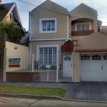 Buy this studio house on Pringles 385 in Quilmes Este, 1878 Quilmes