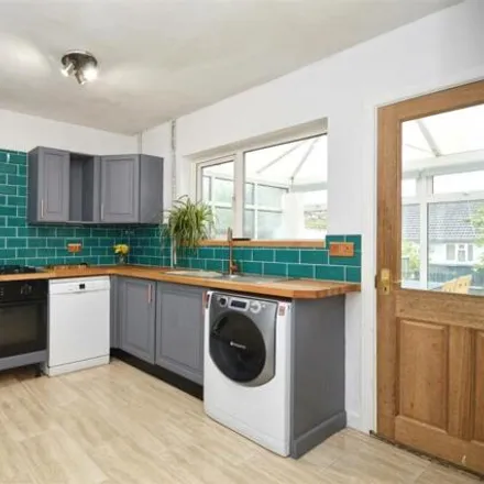 Image 2 - Hungerford Road, Bristol, BS4 5HE, United Kingdom - House for sale