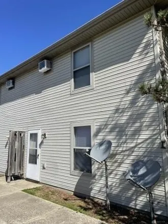 Rent this 2 bed house on 1521 Miami Avenue in Buckeye Trailer Court, Fairborn