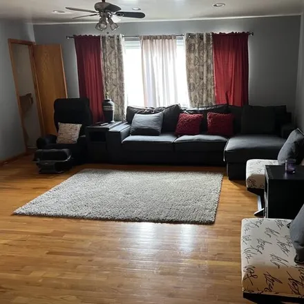 Image 7 - 166 Hutton Street, Jersey City, NJ 07307, USA - House for rent
