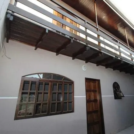 Rent this 3 bed house on Rua do Rouxinol in Aviação, São José dos Pinhais - PR