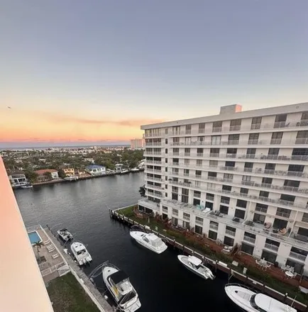 Buy this 2 bed condo on 3198 Northeast 49th Street in Fort Lauderdale, FL 33308