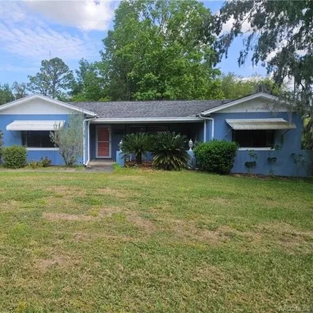 Buy this 3 bed house on North Hedrick Avenue in Lecanto, Citrus County