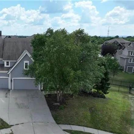 Buy this 5 bed house on 9603 North Evanston Court in Kansas City, MO 64157