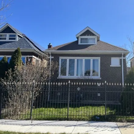 Buy this 4 bed house on 6453 South Talman Avenue in Chicago, IL 60629