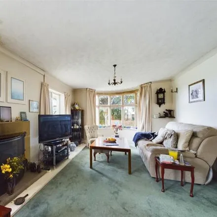 Image 2 - Stratford Road, Rodborough, GL5 4AQ, United Kingdom - House for sale