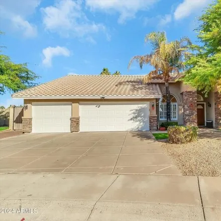 Buy this 4 bed house on 14841 North 42nd Place in Phoenix, AZ 85032
