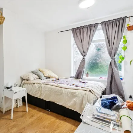 Image 3 - 61 Hazellville Road, London, N19 3LY, United Kingdom - Apartment for rent