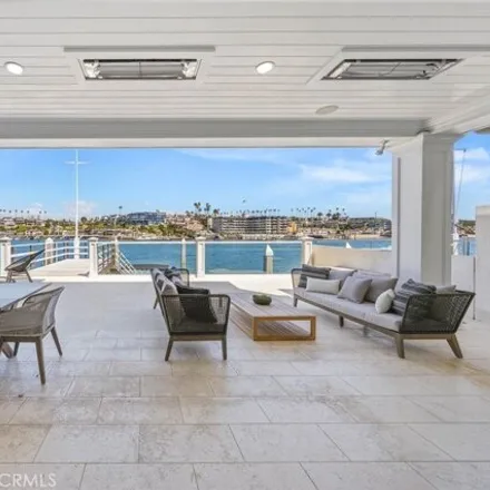 Image 1 - 2222 Channel Road, Newport Beach, CA 92661, USA - House for sale