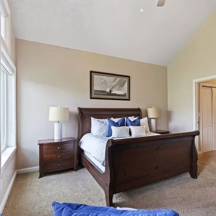 Rent this 1 bed condo on Huntsville in UT, 84317