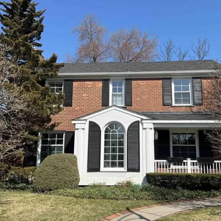 Buy this 5 bed house on 10 Handy Road in Grosse Pointe Farms, Wayne County