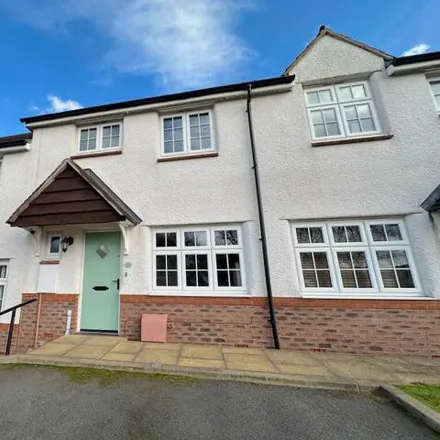 Buy this 3 bed townhouse on Bankfield Road in Bilston, WV14 0AL