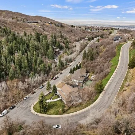 Image 9 - 2081 Mueller Park Road, Bountiful, UT 84010, USA - House for sale