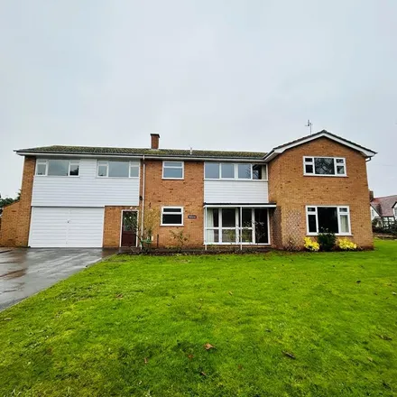 Rent this 5 bed house on Rectory Close in Norton, WR11 8NW