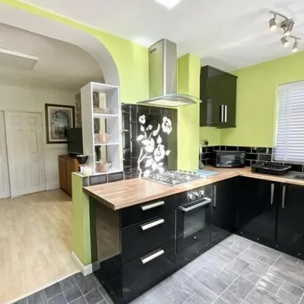 Image 9 - Wheatley Grove, Sheffield, S13 8HZ, United Kingdom - Duplex for sale