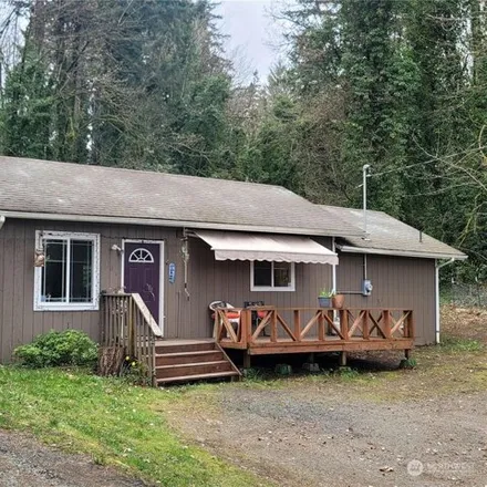 Buy this 2 bed house on 119 West Harvard Avenue in Shelton, WA 98584
