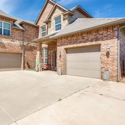 Image 3 - 15621 Blue Jay Drive, Oklahoma City, OK 73013, USA - House for sale