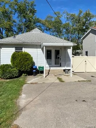 Buy this 2 bed house on 4883 Filer Avenue in Waterford Township, MI 48328