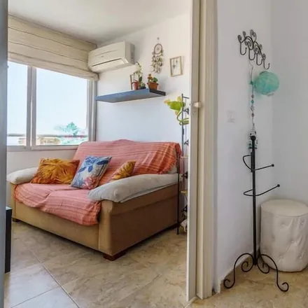 Rent this 1 bed house on 29620 Torremolinos