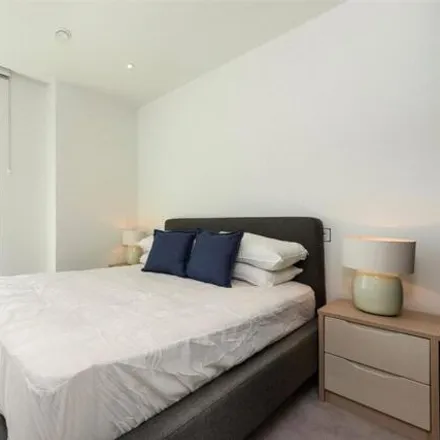 Image 5 - Two Fifty One, 251 Southwark Bridge Road, London, SE1 6FL, United Kingdom - Room for rent