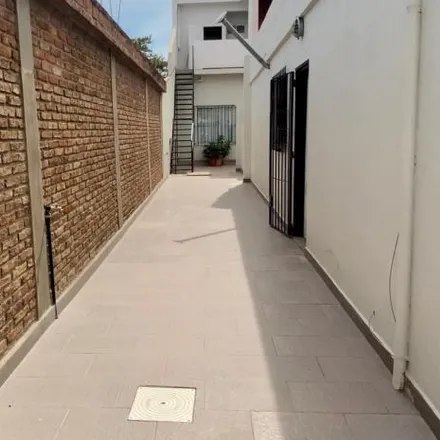 Rent this 1 bed house on Mendoza 599 in José Mármol, Argentina