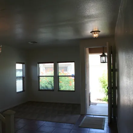Image 3 - 3537 North Riverhaven Drive, Tucson, AZ 85712, USA - Loft for rent