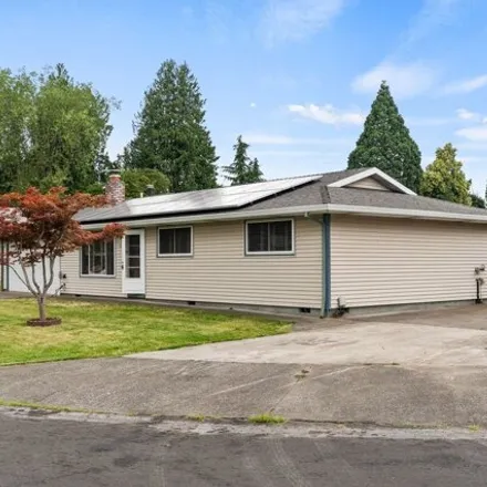 Image 5 - 6525 SE Apple St, Milwaukie, Oregon, 97222 - House for sale