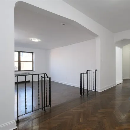 Buy this studio house on 1855 Grand Concourse #65