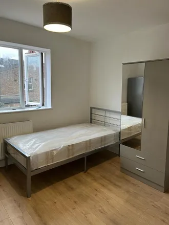Rent this studio room on Dollis Hill in Chapter Road, Dudden Hill