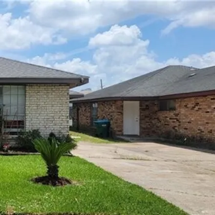 Rent this 2 bed house on 2630 Tifton Ave in Kenner, Louisiana