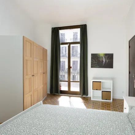 Rent this 3 bed apartment on Carrer del Comerç in 31, 08003 Barcelona