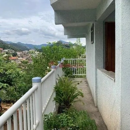Buy this 2 bed house on Rua Roberto Rosa in Várzea, Teresópolis - RJ