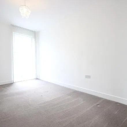 Image 2 - Exeter House, 41 Academy Way, London, RM8 2FP, United Kingdom - Apartment for rent