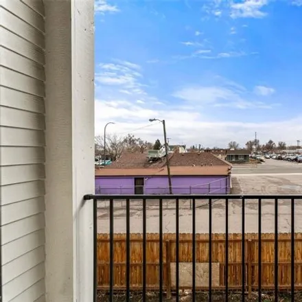 Image 8 - 6091 West Colfax Avenue, Lakewood, CO 80214, USA - House for sale