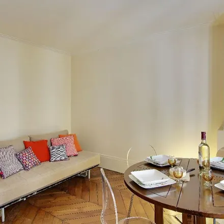 Image 4 - 41 Rue des Tournelles, 75003 Paris, France - Apartment for rent