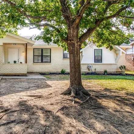 Buy this 3 bed house on 1730 South Travis Avenue in Denison, TX 75021