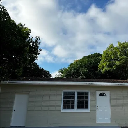 Rent this 3 bed house on 5850 70th Avenue North in Pinellas Park, FL 33781