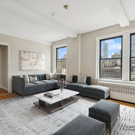 Buy this studio apartment on 40 W 72nd St Apt 115 in New York, 10023
